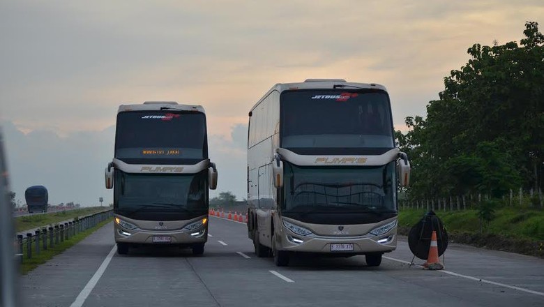 Asyik Kini Ada Bus Tingkat Antar Kota